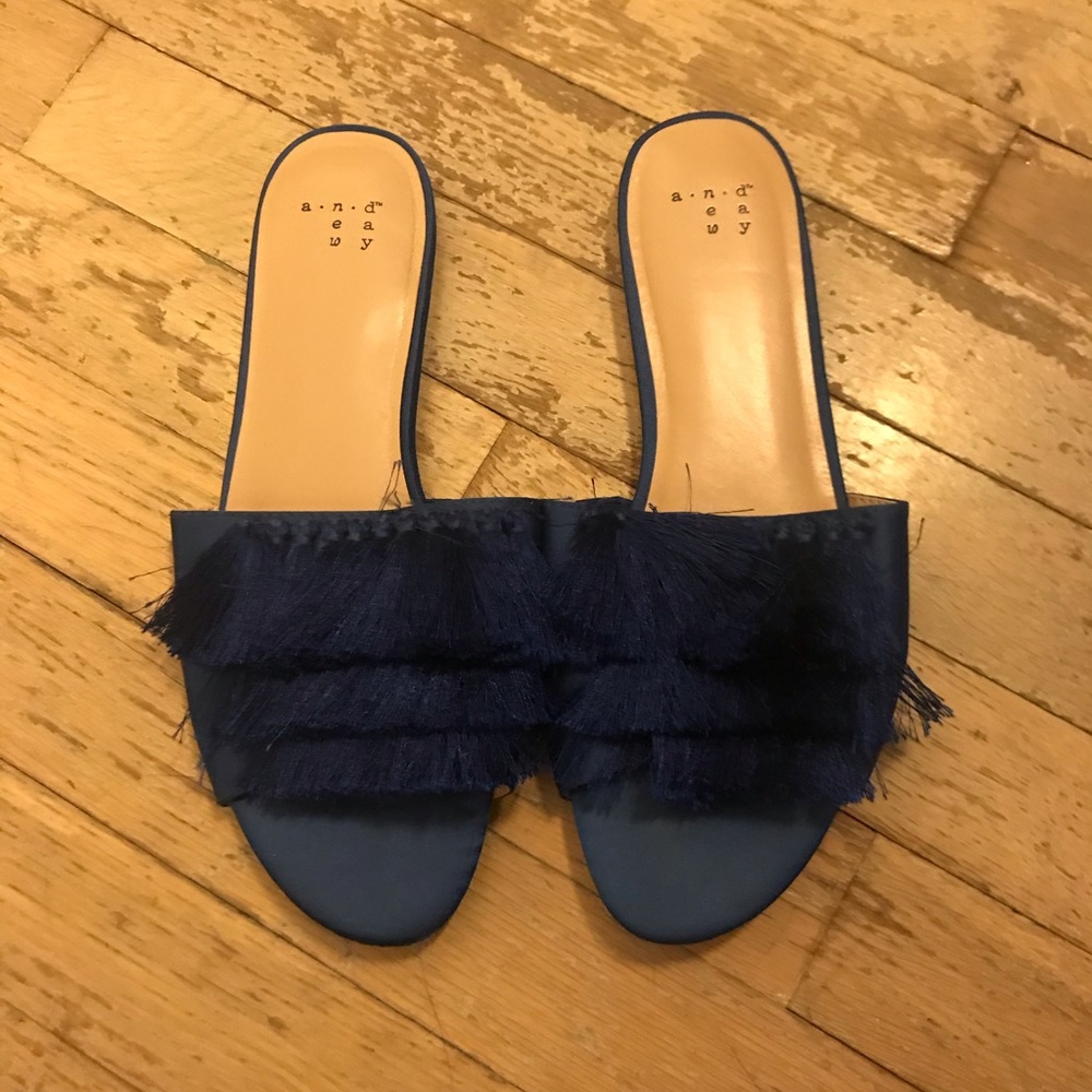 Navy fringe flat sandals
